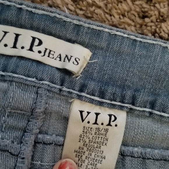VIP CAPRIS - Picture 3 of 3